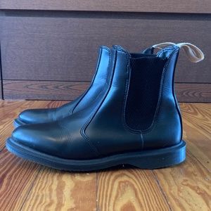 Dr Martens Women's Flora Black Chelsea Boot W8 M6